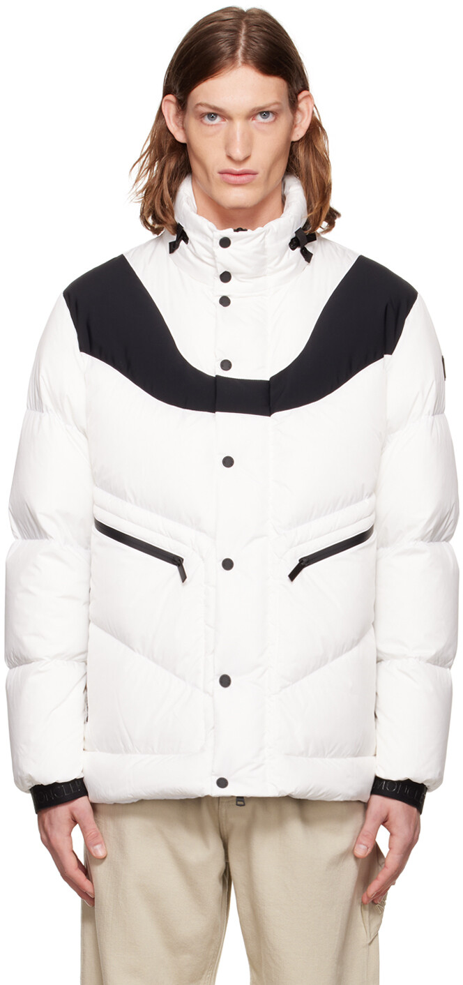 

Белый короткий пуховик Iwaki Moncler