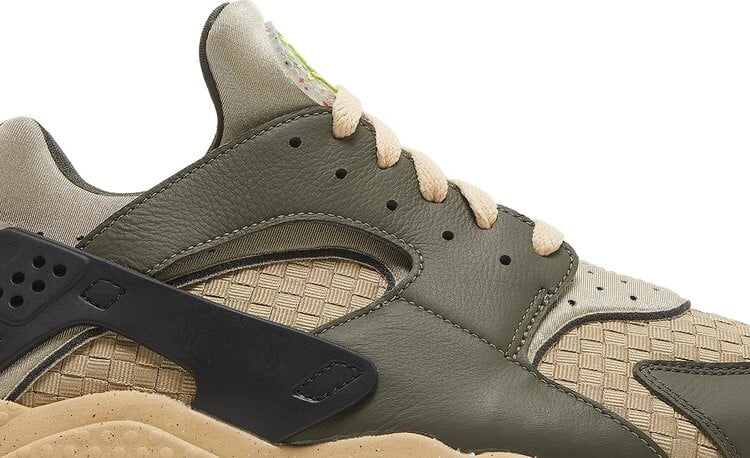 Nike air 2025 huarache khaki green