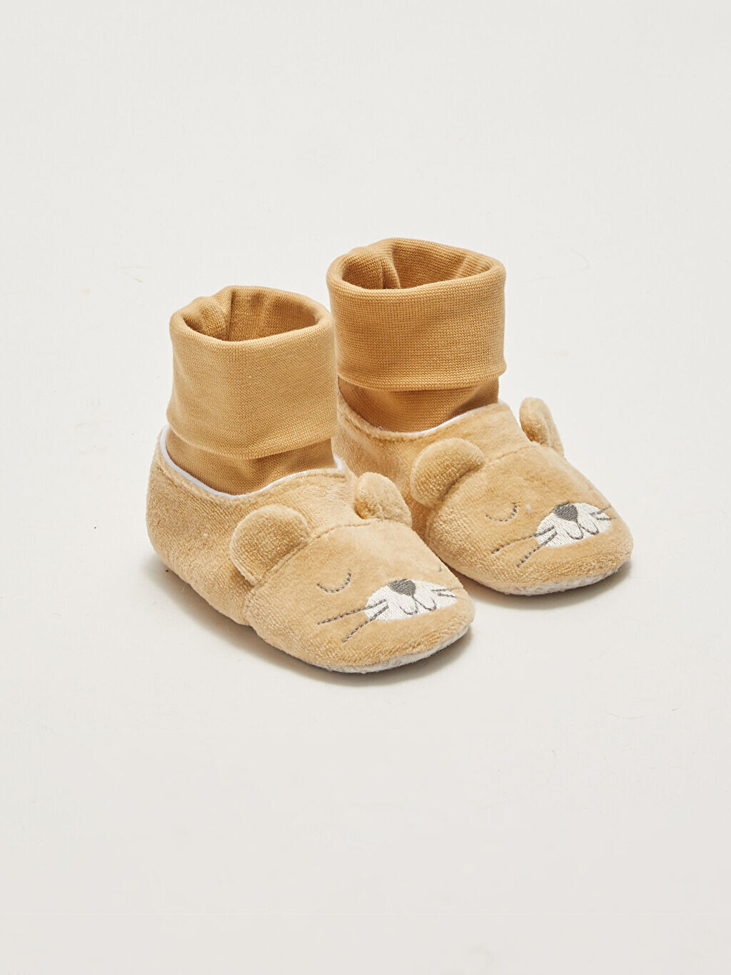 

Деталь вышивки Baby Boy Pre-Toddler Socks Домашняя обувь LCW Steps