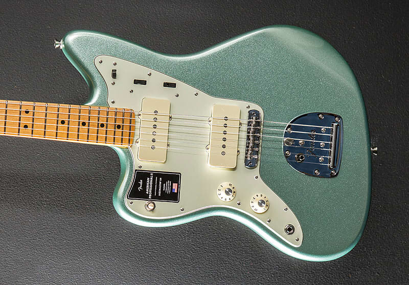 

American Professional II Jazzmaster Left Hand - Mystic Surf Green с кленом Fender American Professional II Jazzmaster Left Hand - w/Maple