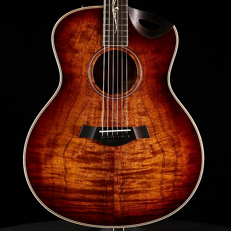 

Электроакустическая гитара Taylor K26ce - Shaded Edgeburst Taylor K26ce -Electric Guitar -