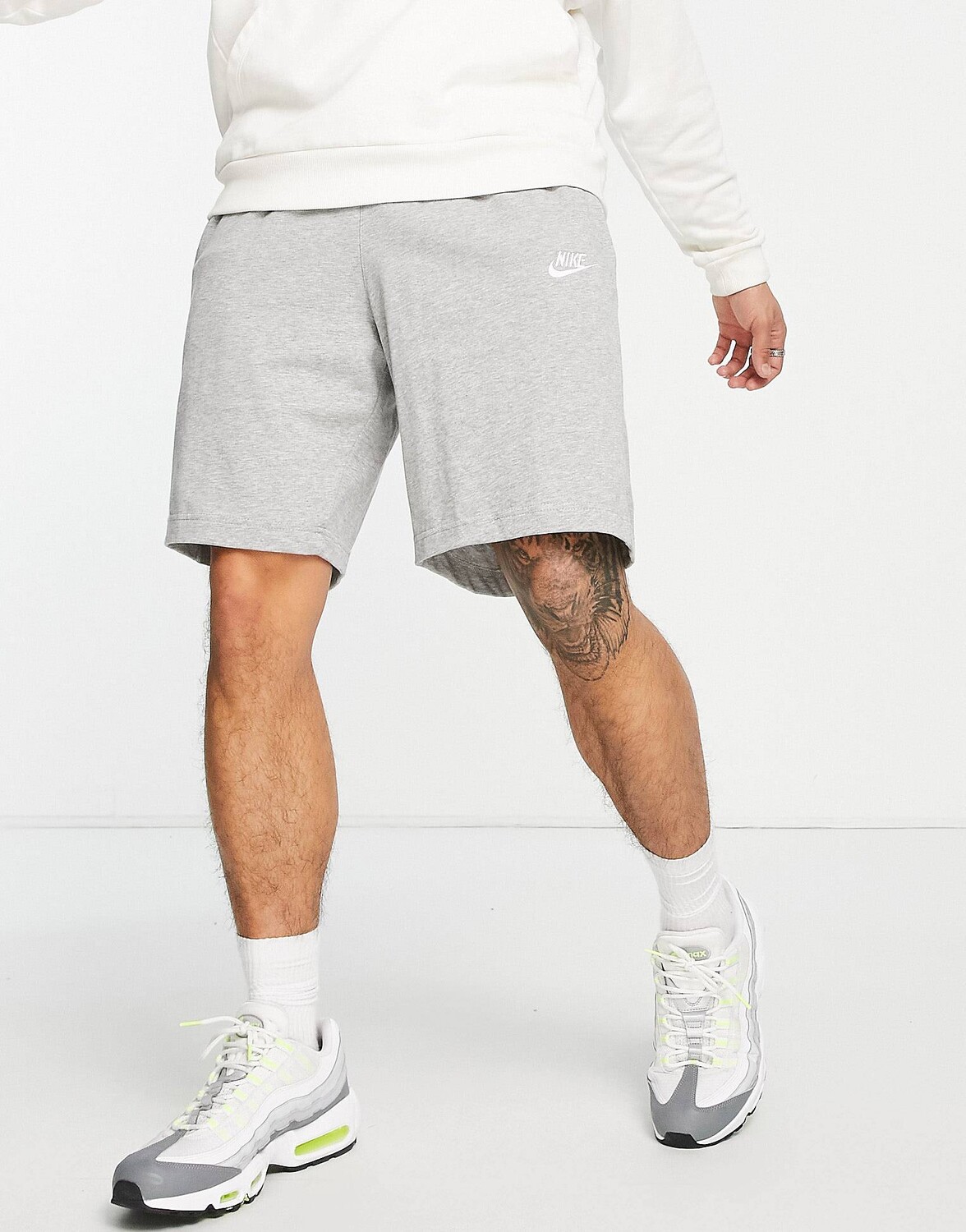 

Шорты Nike Club, серый