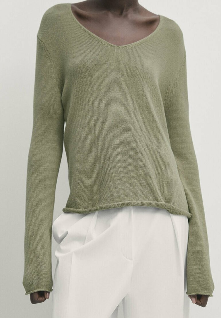 

Вязаный свитер V-NECK Massimo Dutti, цвет green