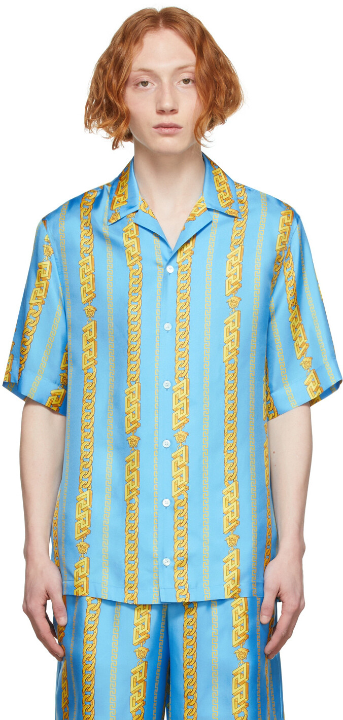 

Синяя рубашка с цепочкой Versace
