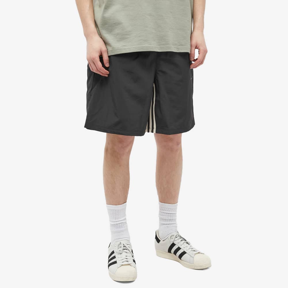 Adidas ryv sale shorts