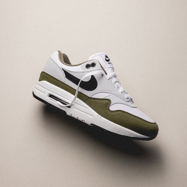 

Кроссовки Air Max 1 *Medium Olive* Nike, белый