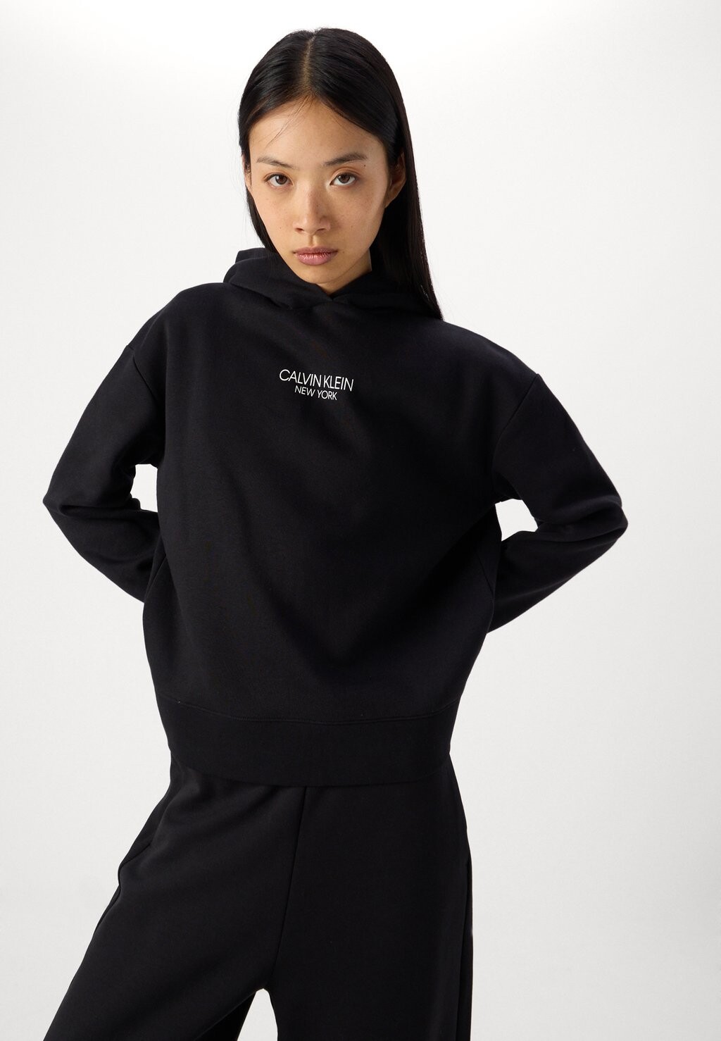 

Толстовка с капюшоном NEW YORK REGULAR Calvin Klein, черный