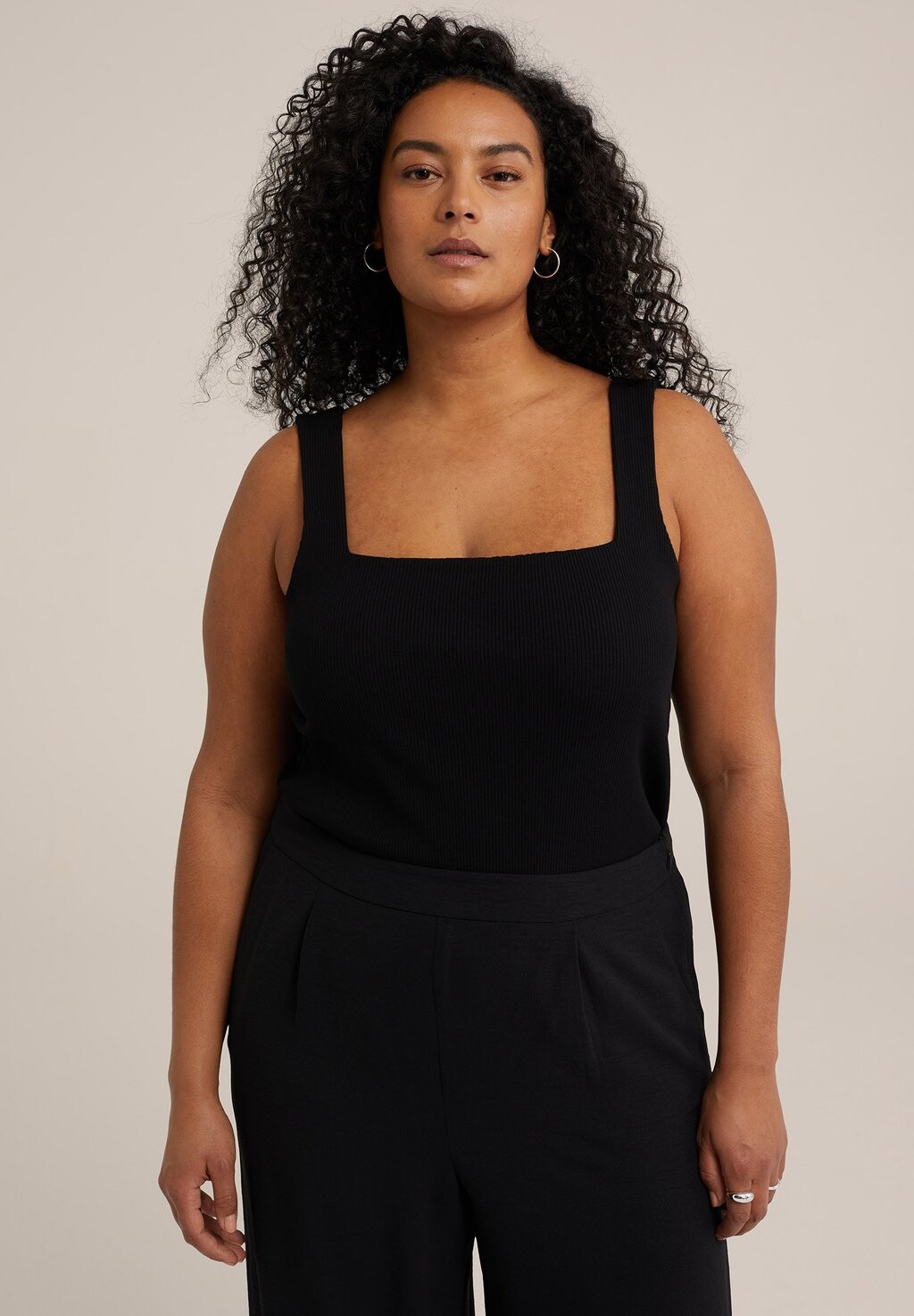 

Топ CURVE WE Fashion, цвет black