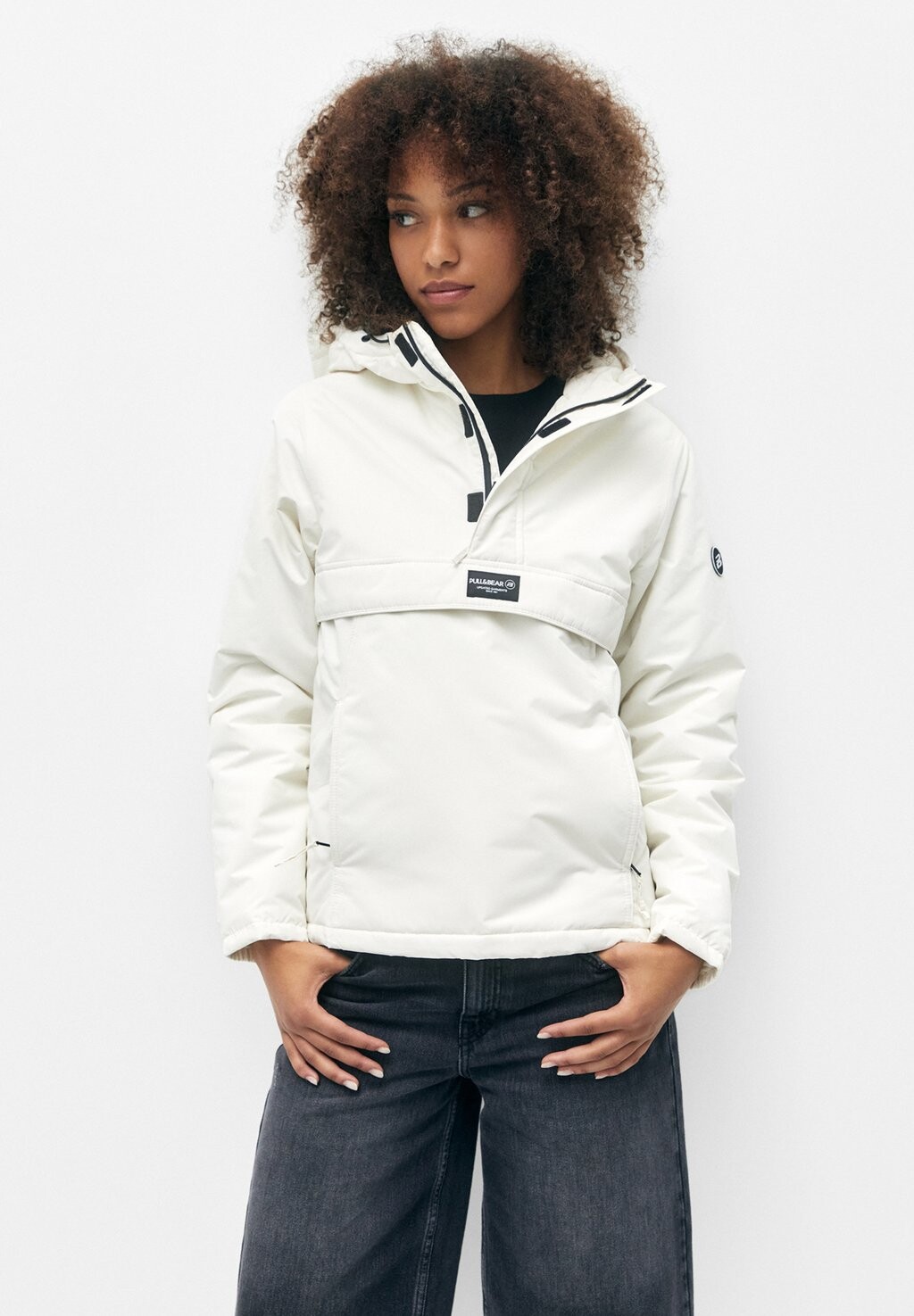 

Демисезонная куртка PULL&BEAR, белый