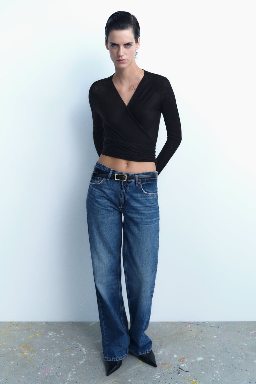 

Вязаный уютный жилет с открытой спиной ZARA, черный