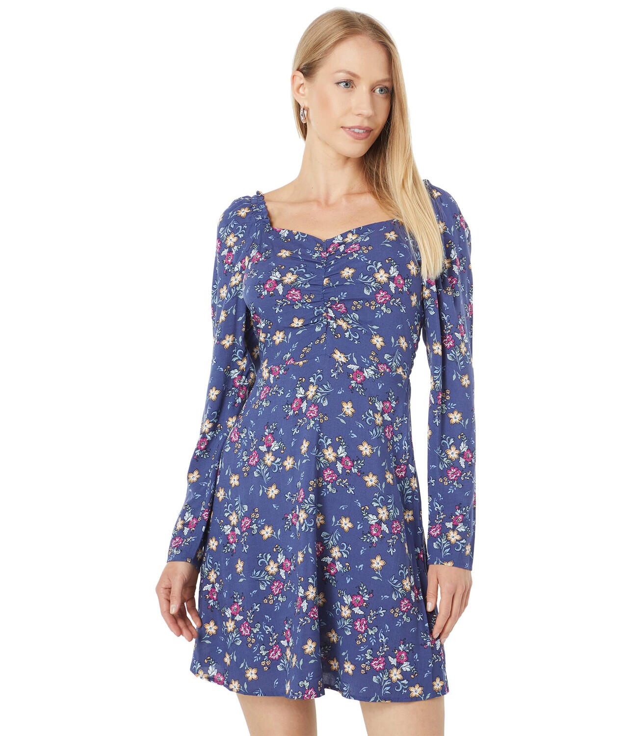 

Платье Bebe, Ditsy Print Chiffon Dress