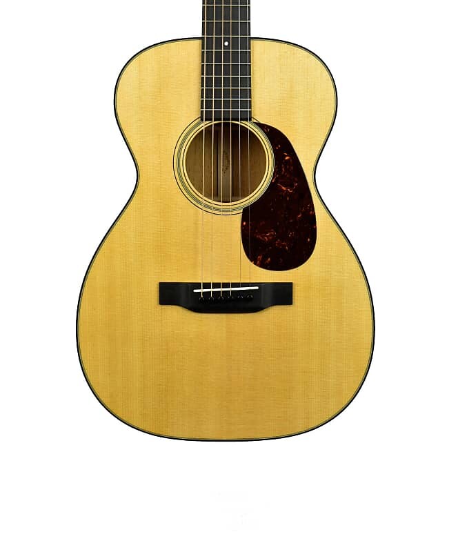 

Акустическая гитара Martin 0-18 в цвете Natural с OHSC