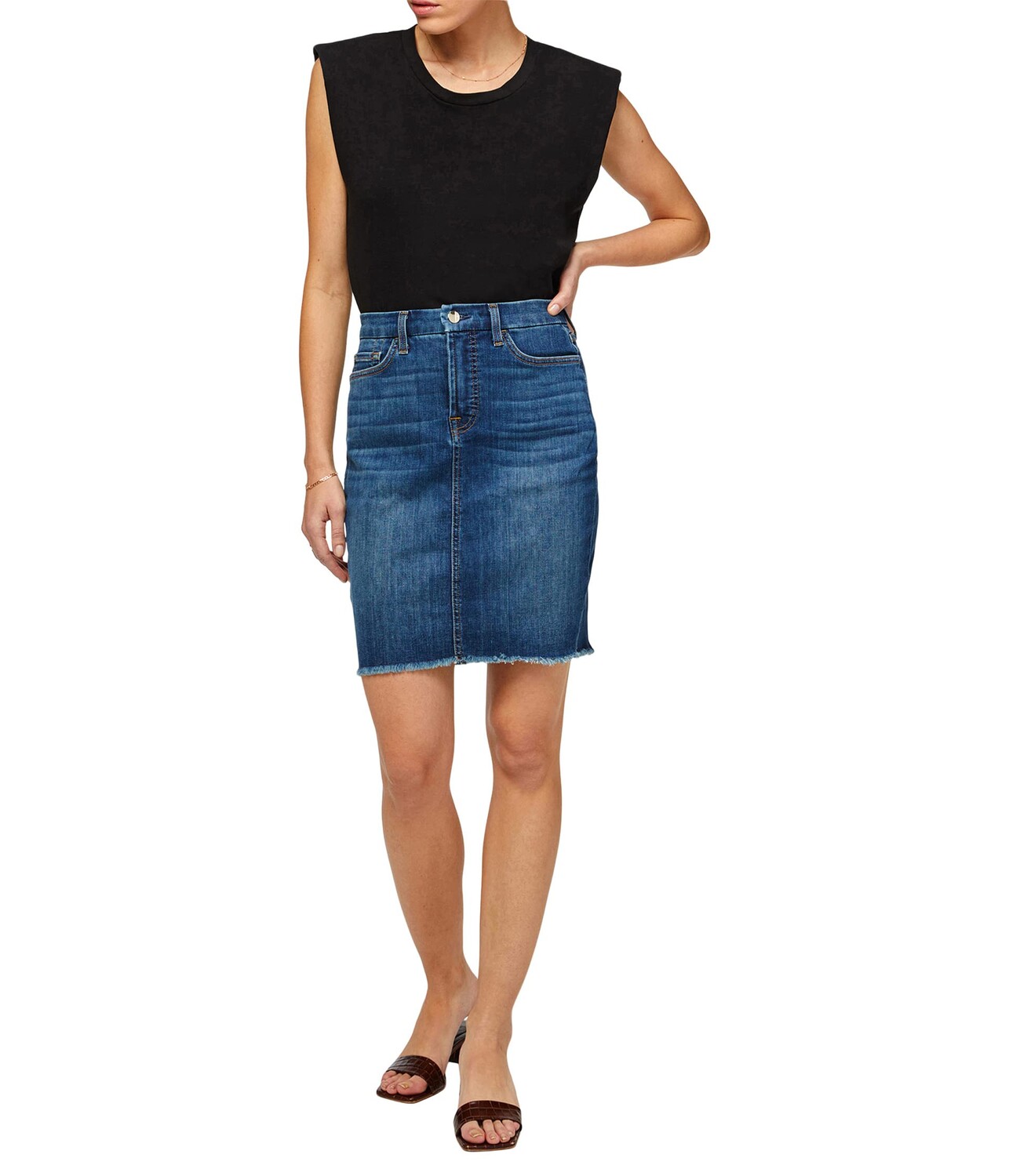 

Джинсы JEN7, Pencil Skirt Fray Hem in Twilight Dreams