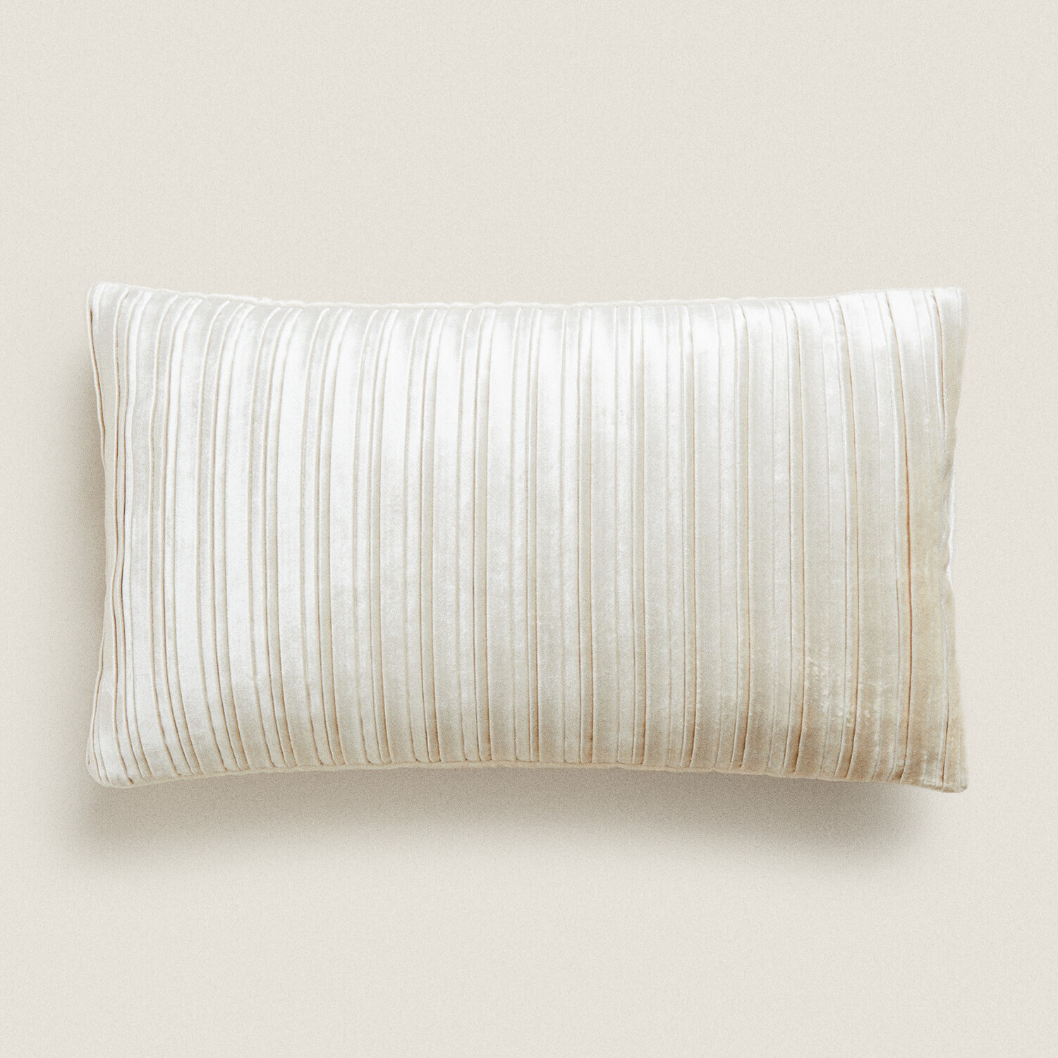 

Чехол для подушки Zara Home Pleated, светло-бежевый