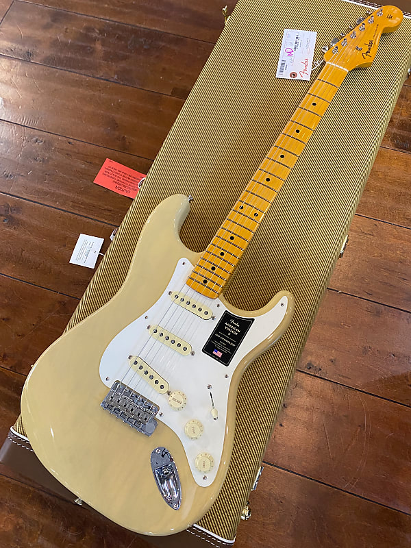 цена Fender American Vintage II 1957 Stratocaster MN Vintage Blonde #V2206759 (8 фунтов, 13,8 унций)