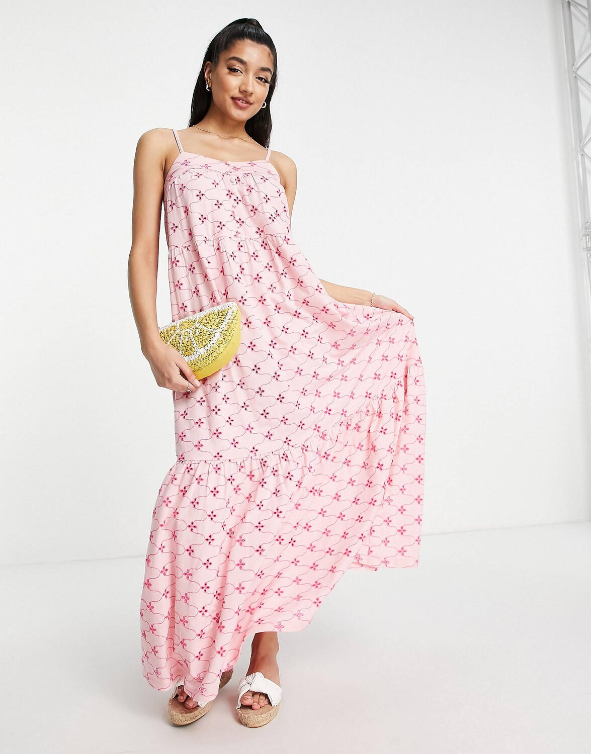 

Розовое платье макси с контрастными пуговицами ASOS DESIGN