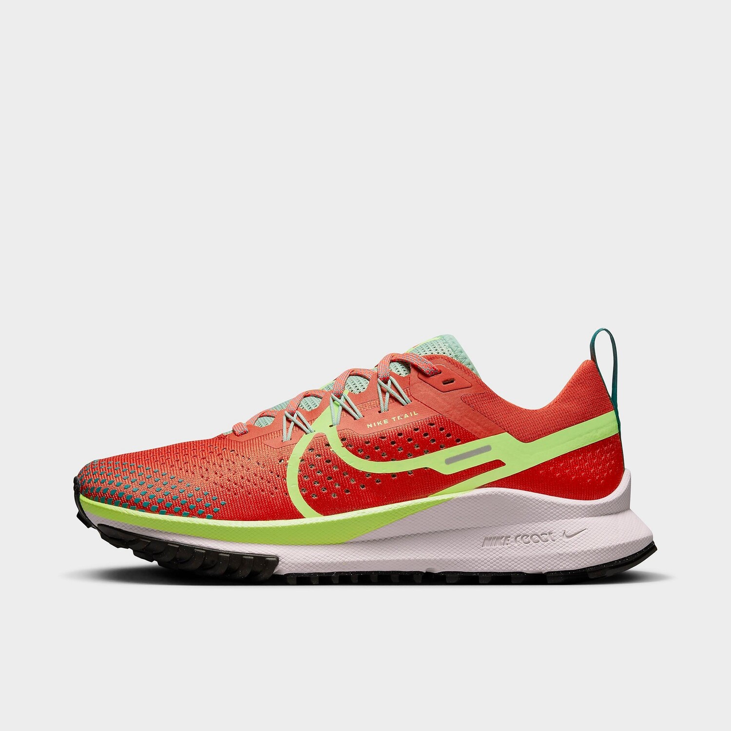

Женские кроссовки для трейлраннинга Nike React Pegasus Trail 4, красный