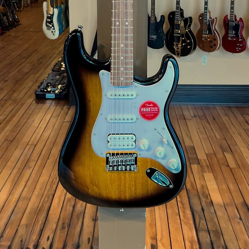 

BULLET STRATOCASTER HT HSS Squier