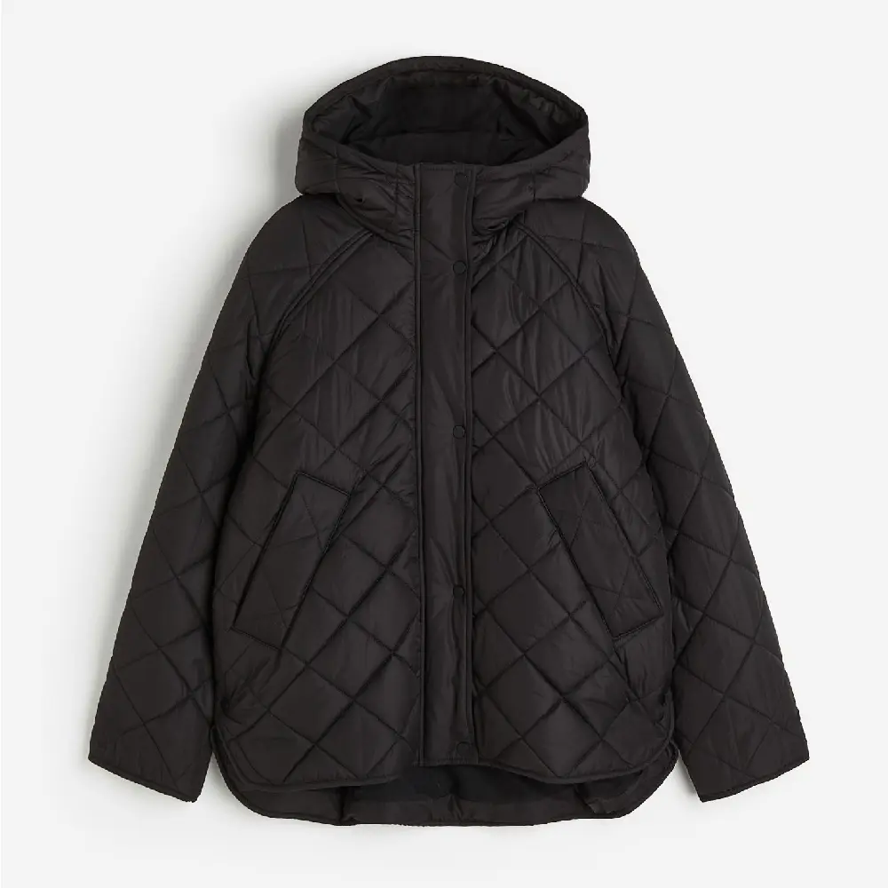 

Куртка H&M Quilted With A Hood, черный