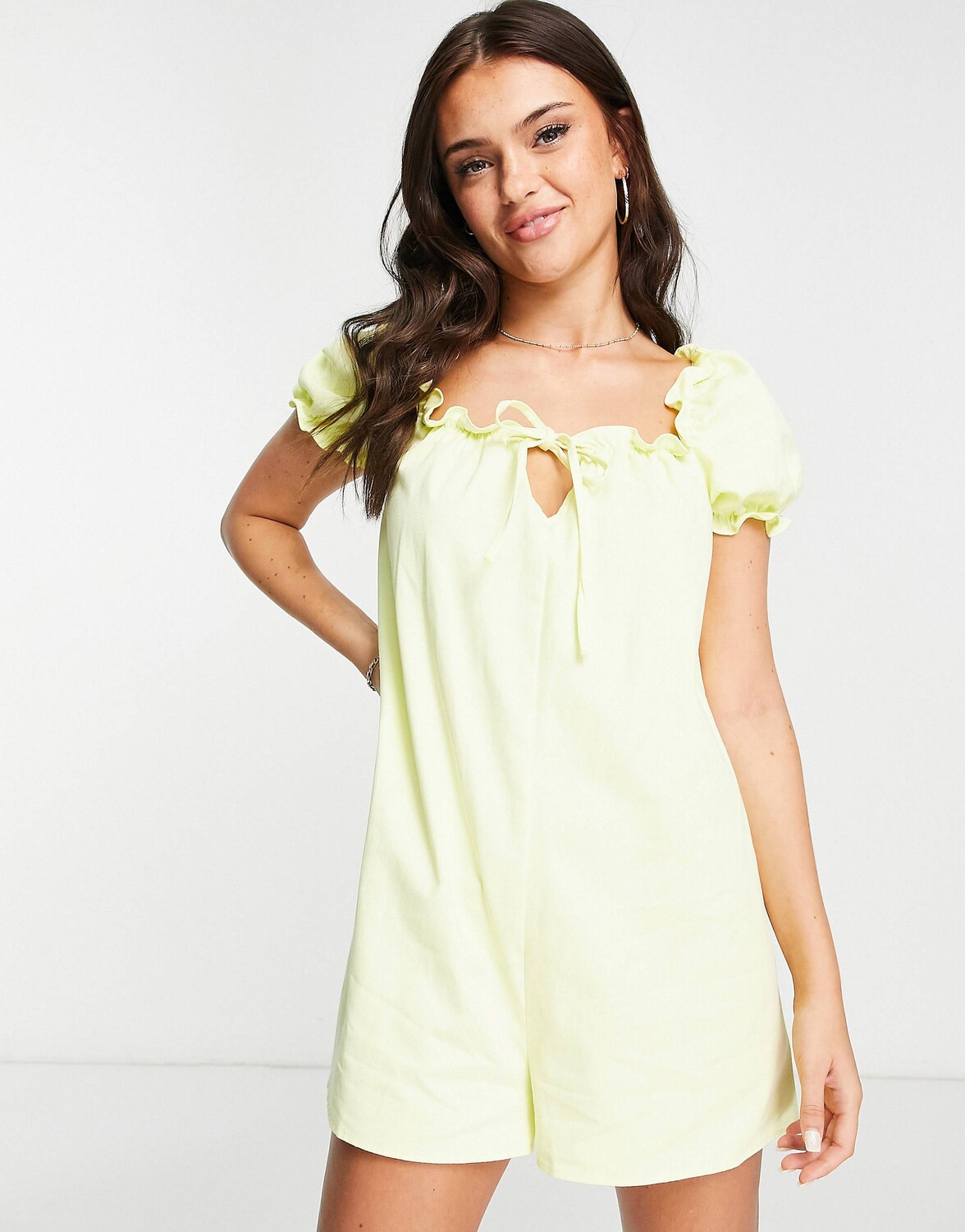 

Лимонный комбинезон с пышными рукавами ASOS DESIGN