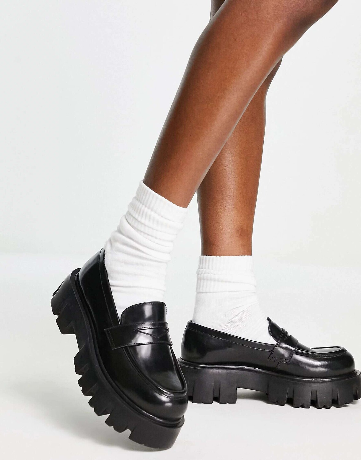 

Черные кожаные массивные лоферы ASOS Max, Черный