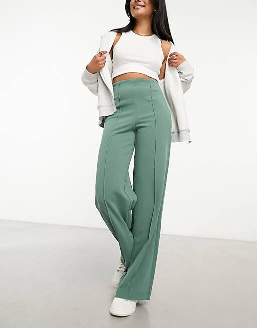 

Темно-зеленые брюки широкого кроя с защипами Vero Moda, Зеленый