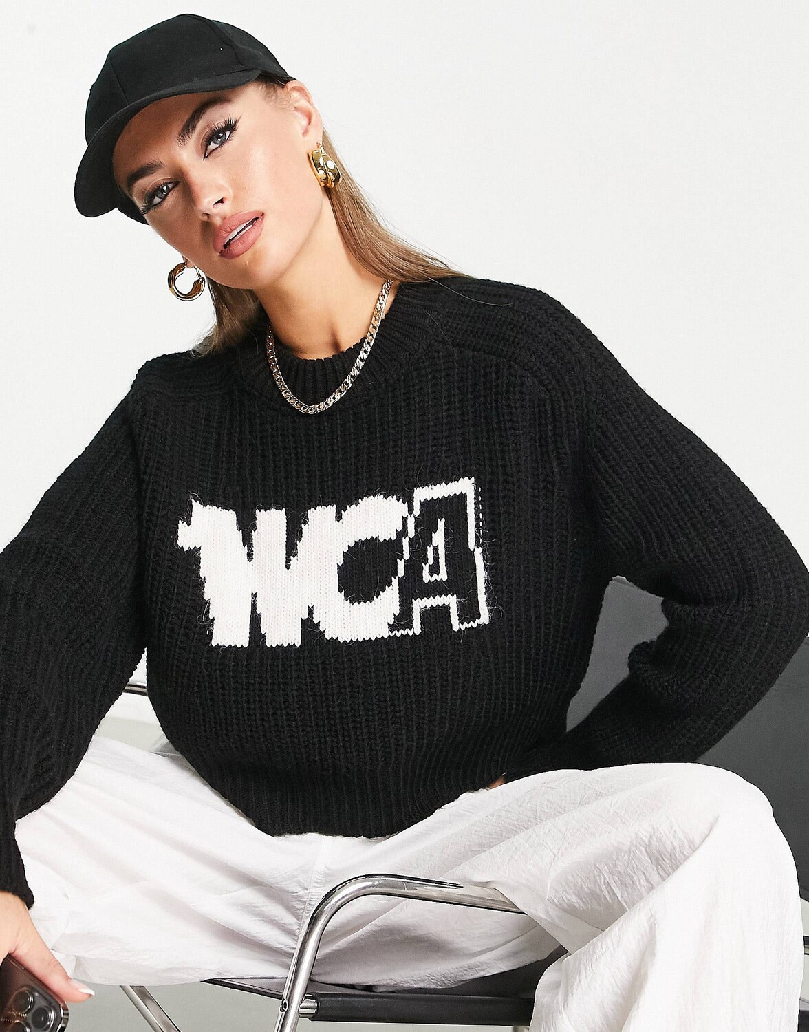 

Черный трикотажный джемпер свободного кроя ASOS Weekend Collective