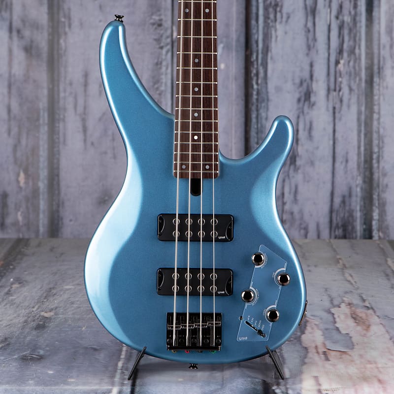 Бас-гитара Yamaha TRBX304, заводская синяя