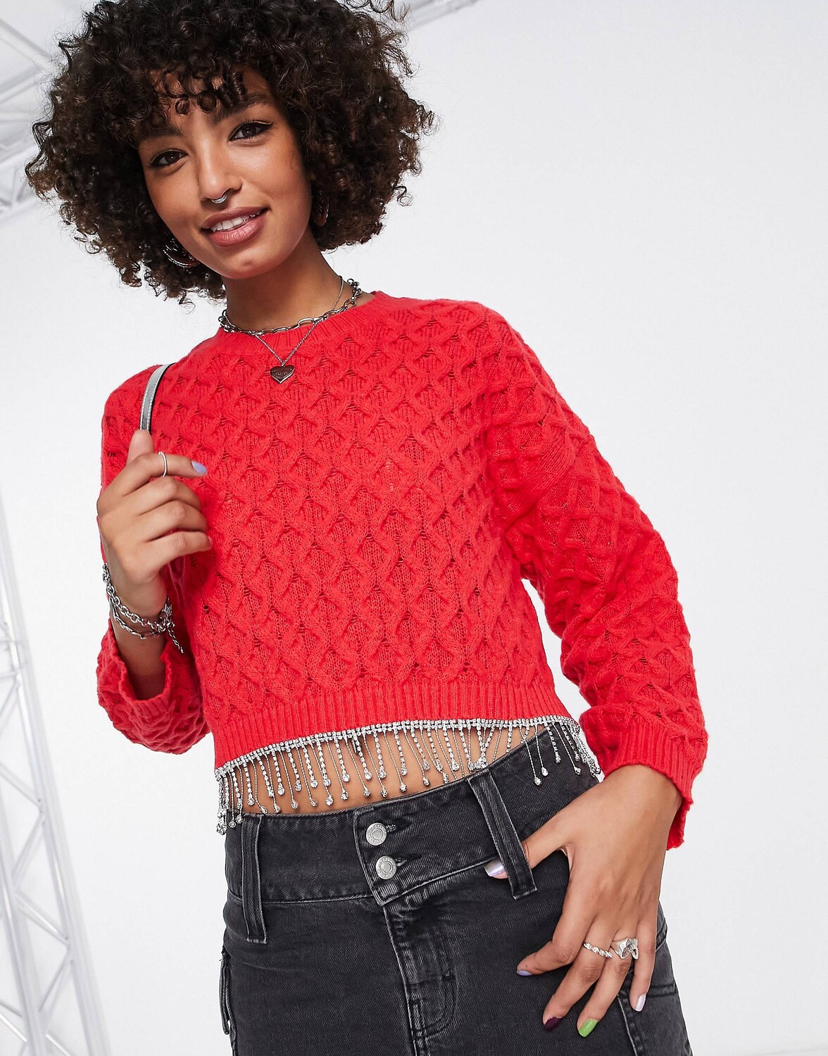 Темно-розовый вязаный джемпер с декором по низу ASOS DESIGN