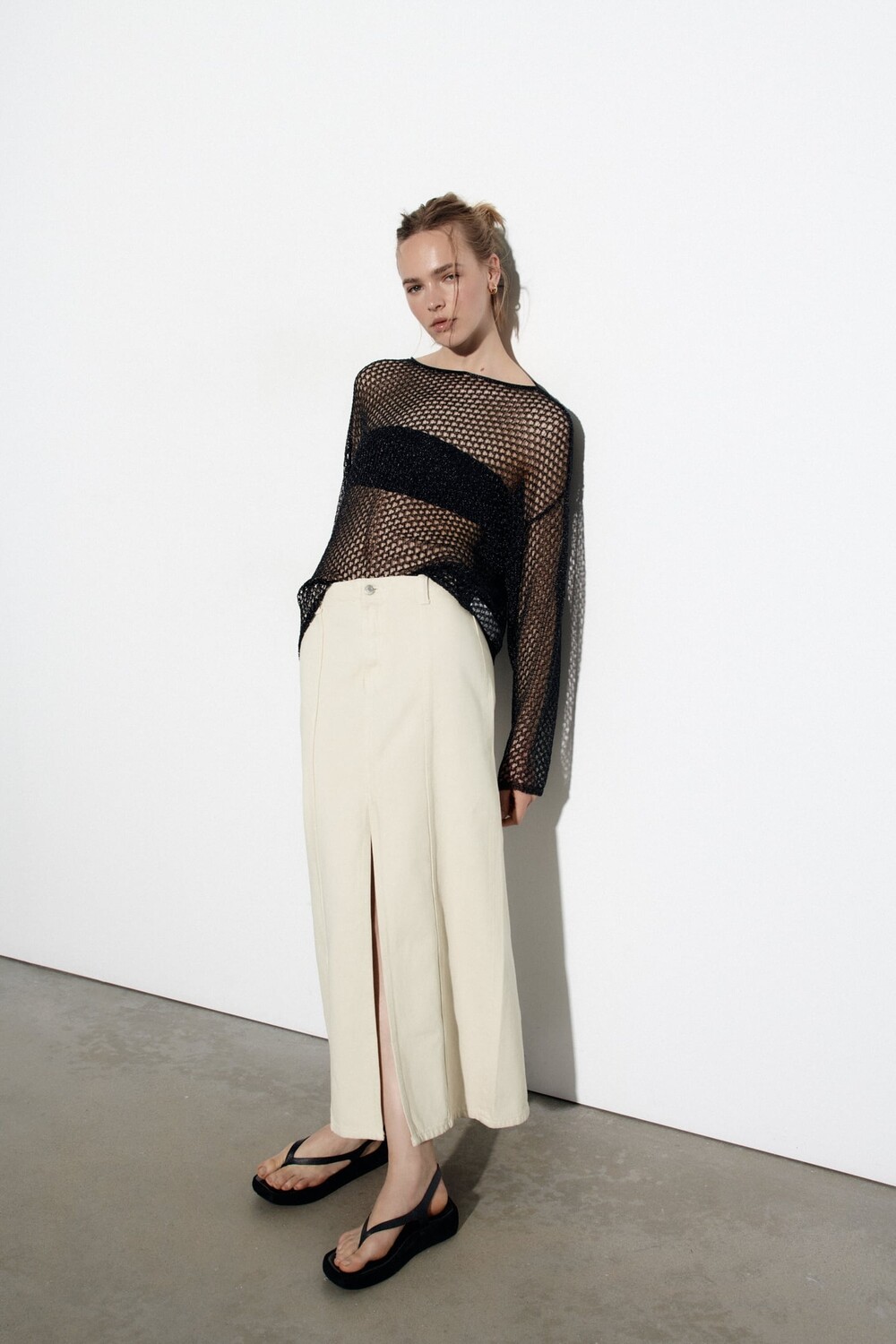 

Юбка с разрезом ZARA, экру