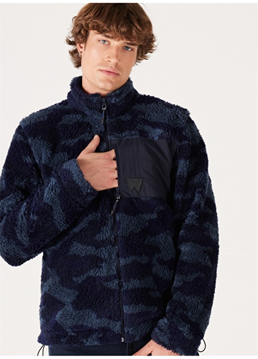 Темно-синее мужское пальто Wrangler