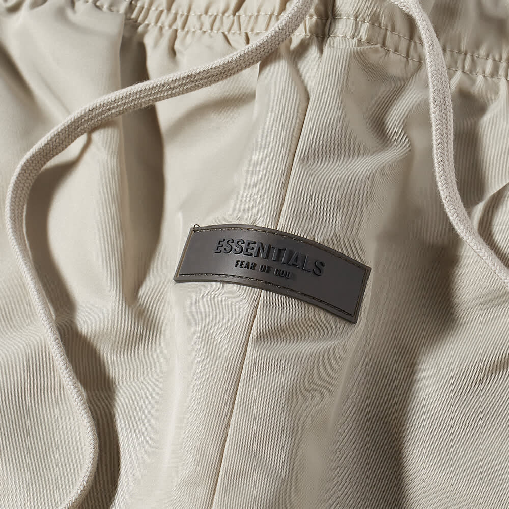 

Нейлоновые спортивные брюки с логотипом Fear of God ESSENTIALS, Серый