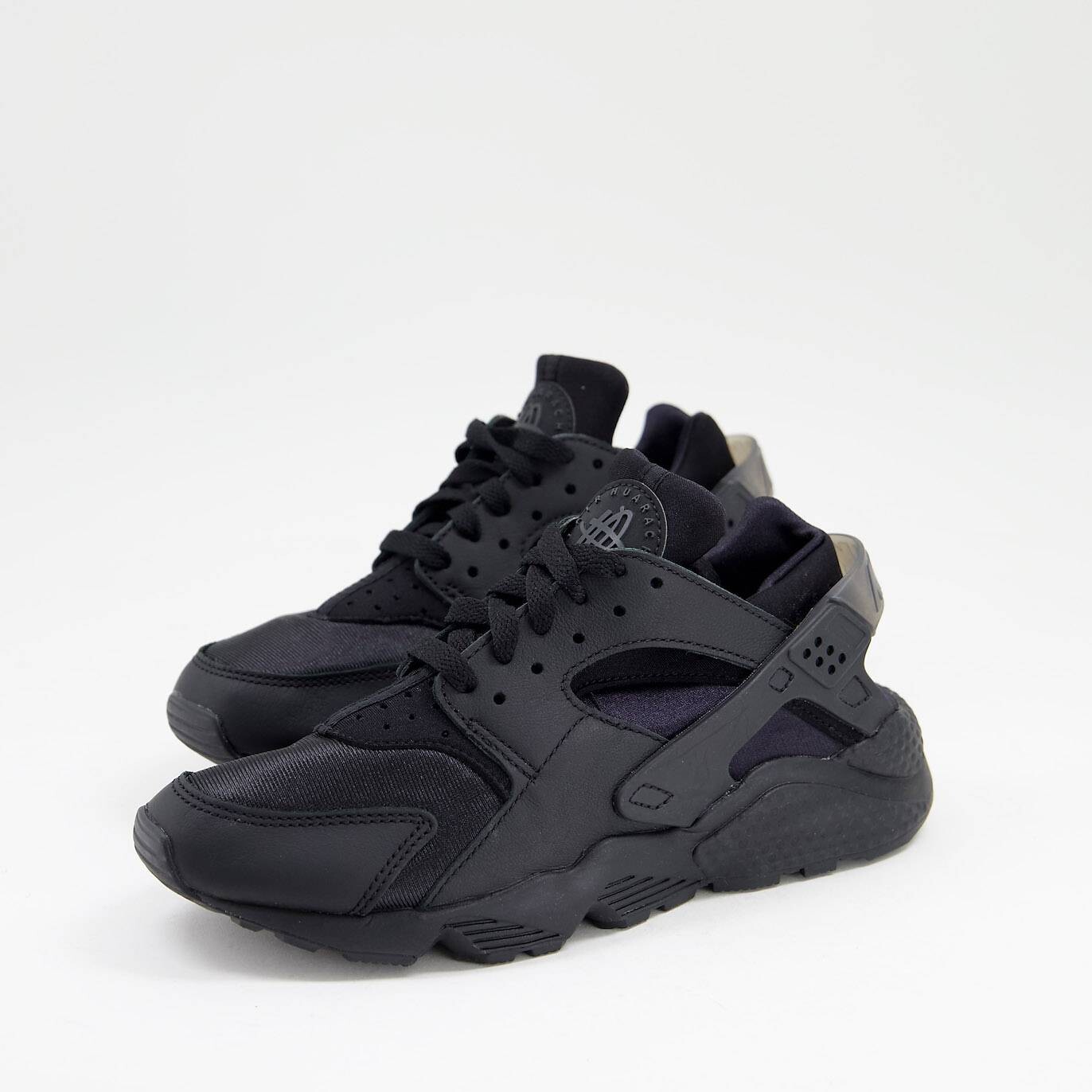 

Кроссовки Nike Air Huarache, черный (Размер 39.5 RU)