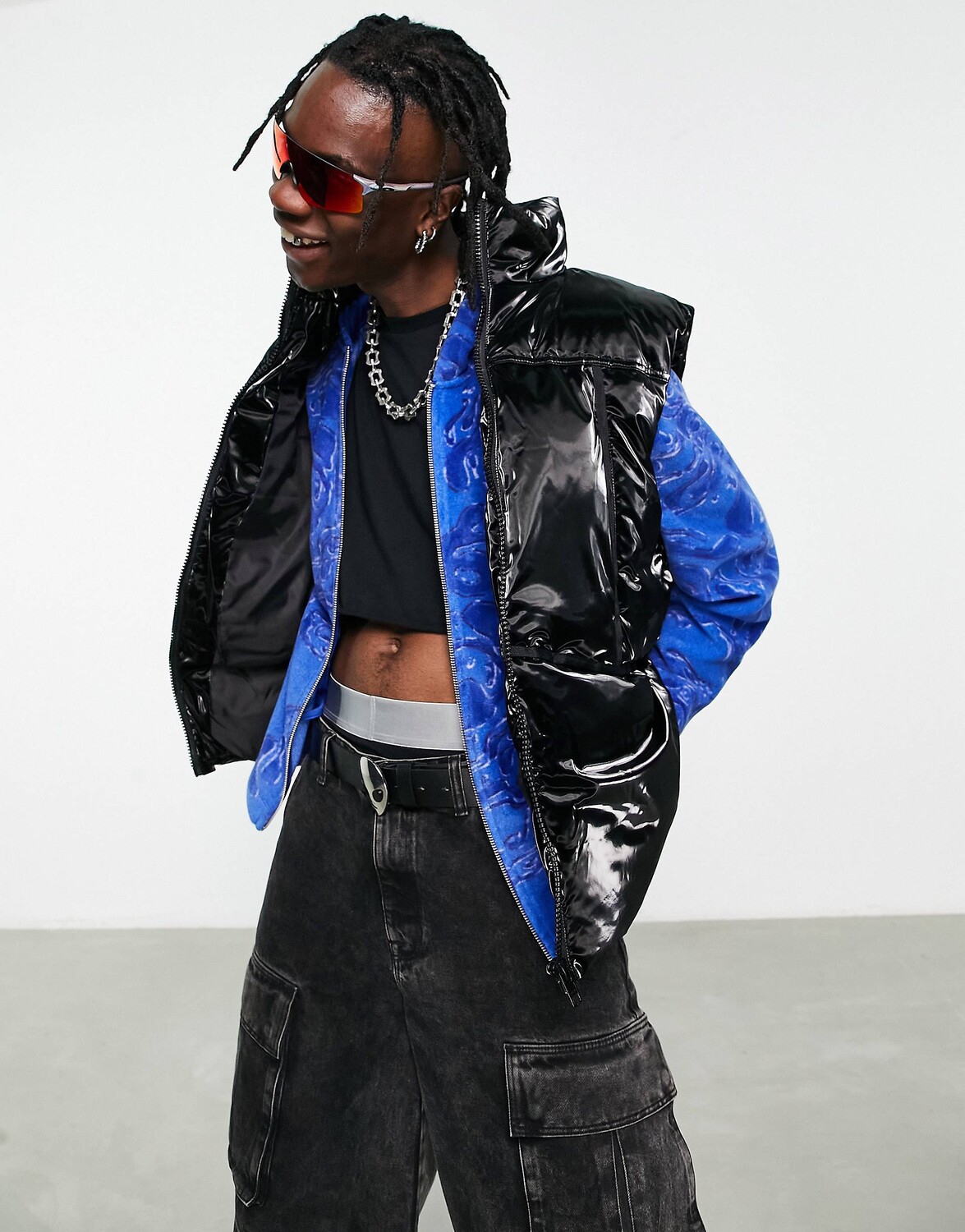 

Черная виниловая куртка ASOS DESIGN