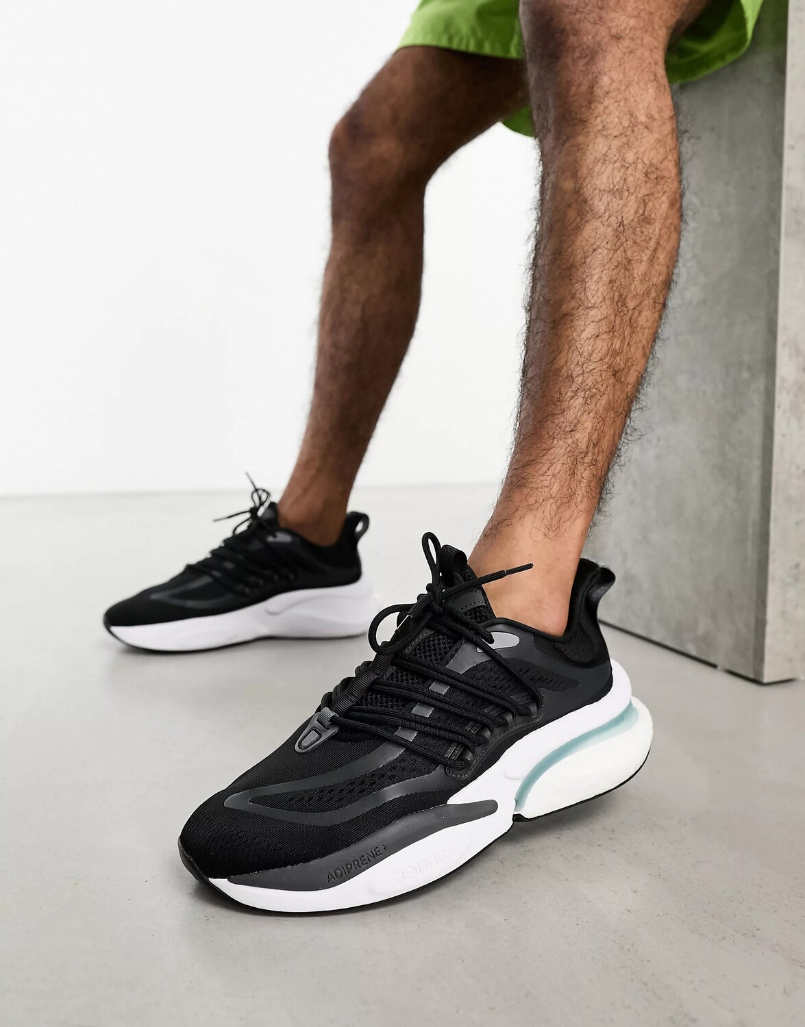 

Кроссовки Adidas Sportswear Alphaboost V1, черный