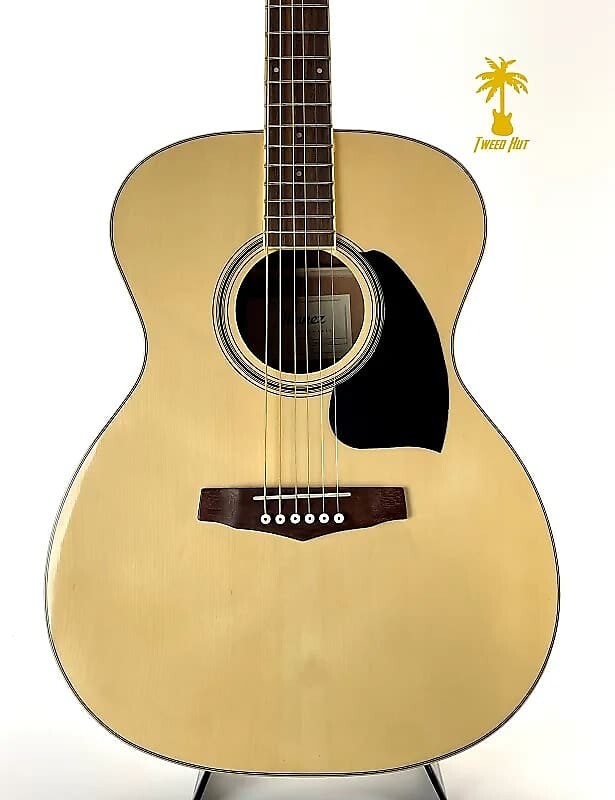 

Акустическая гитара Ibanez PC15 NT в цвете Natural High Gloss PC15 NT Acoustic Guitar in Natural High Gloss
