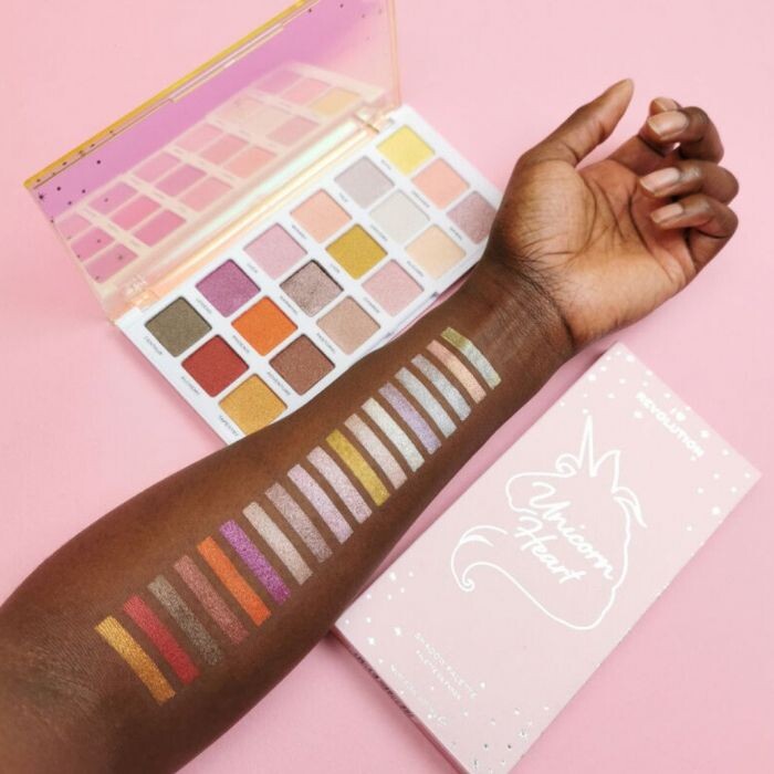 

Тени для век Unicorn Heart Glow Paleta de Sombras I Heart Revolution, Multicolor