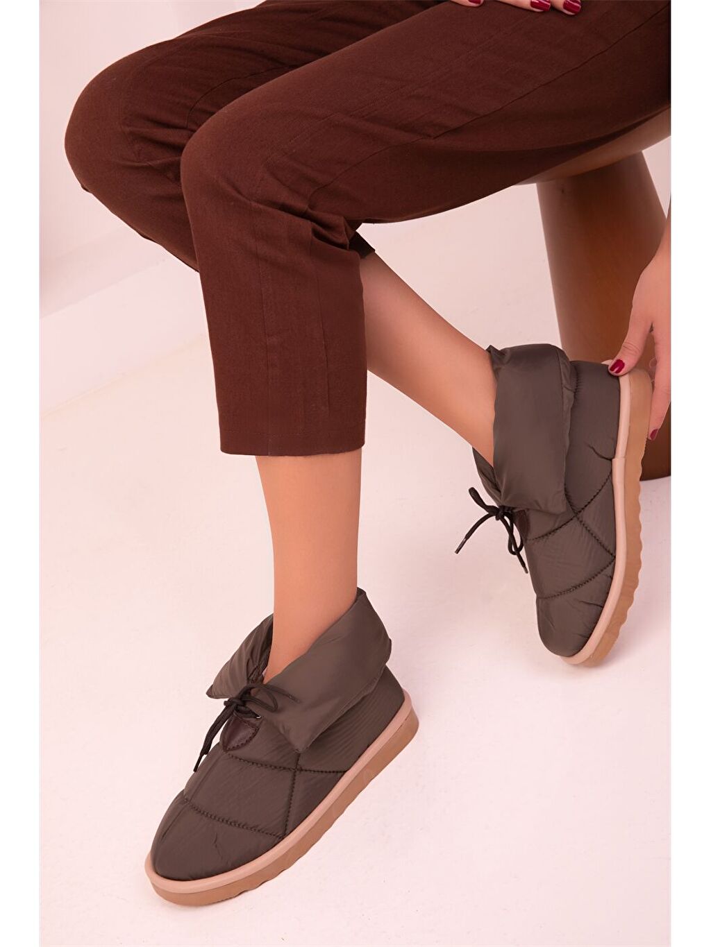 цена Женские ботинки на шнуровке Soho Exclusive