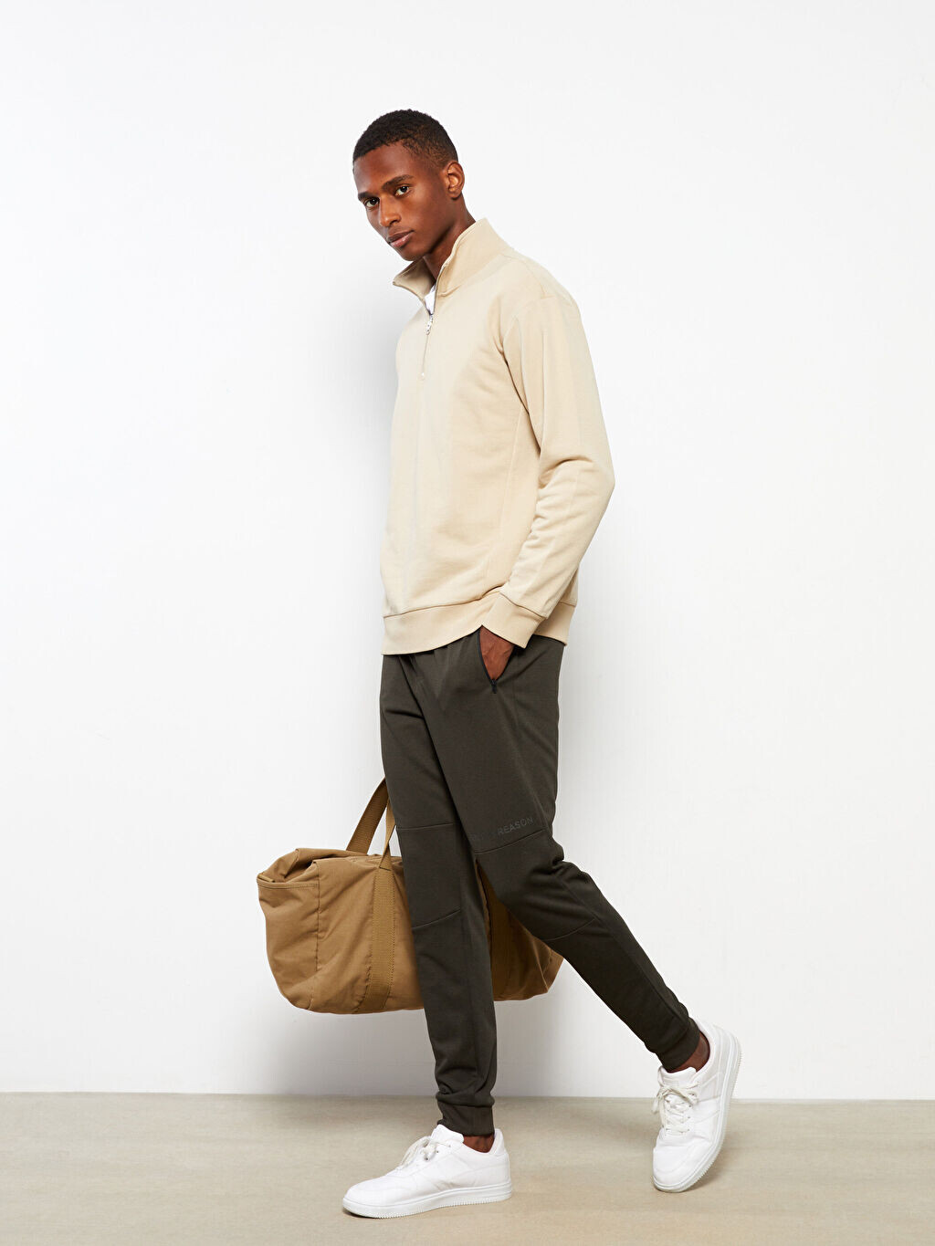 

Мужские спортивные штаны Slim Fit с принтом LCW Casual