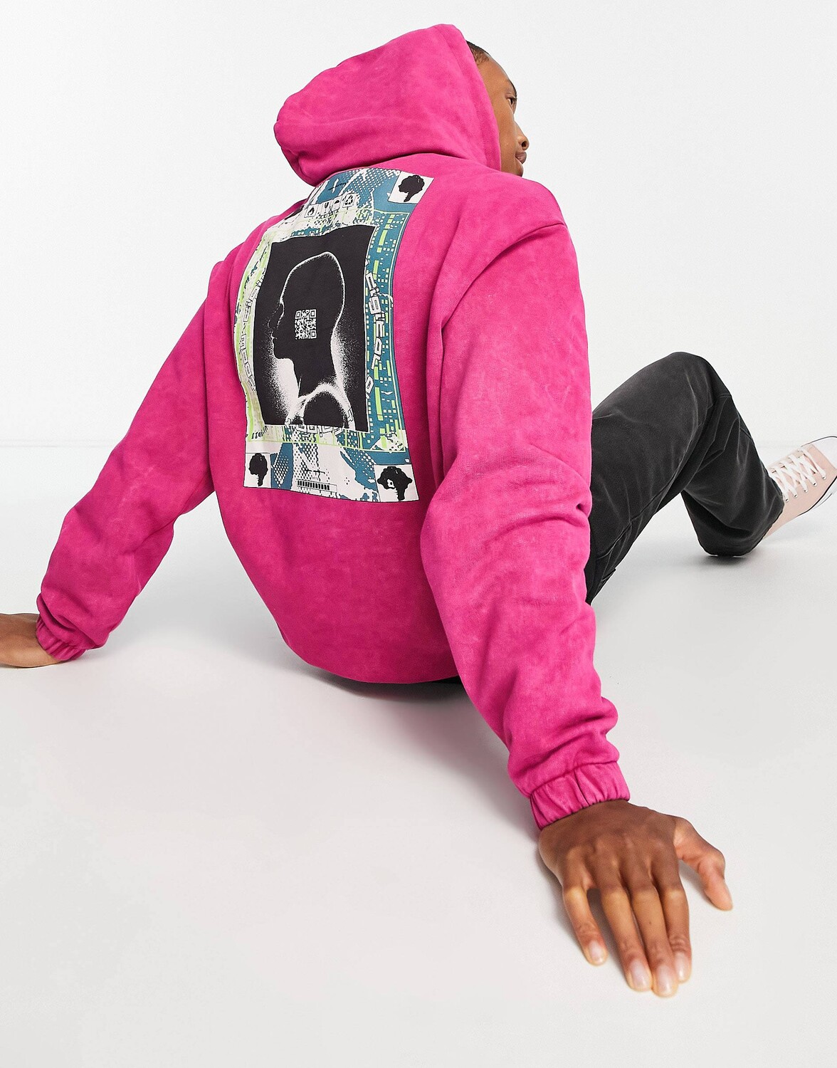 

Худи оверсайз розового цвета с фотопринтом на спине ASOS DESIGN