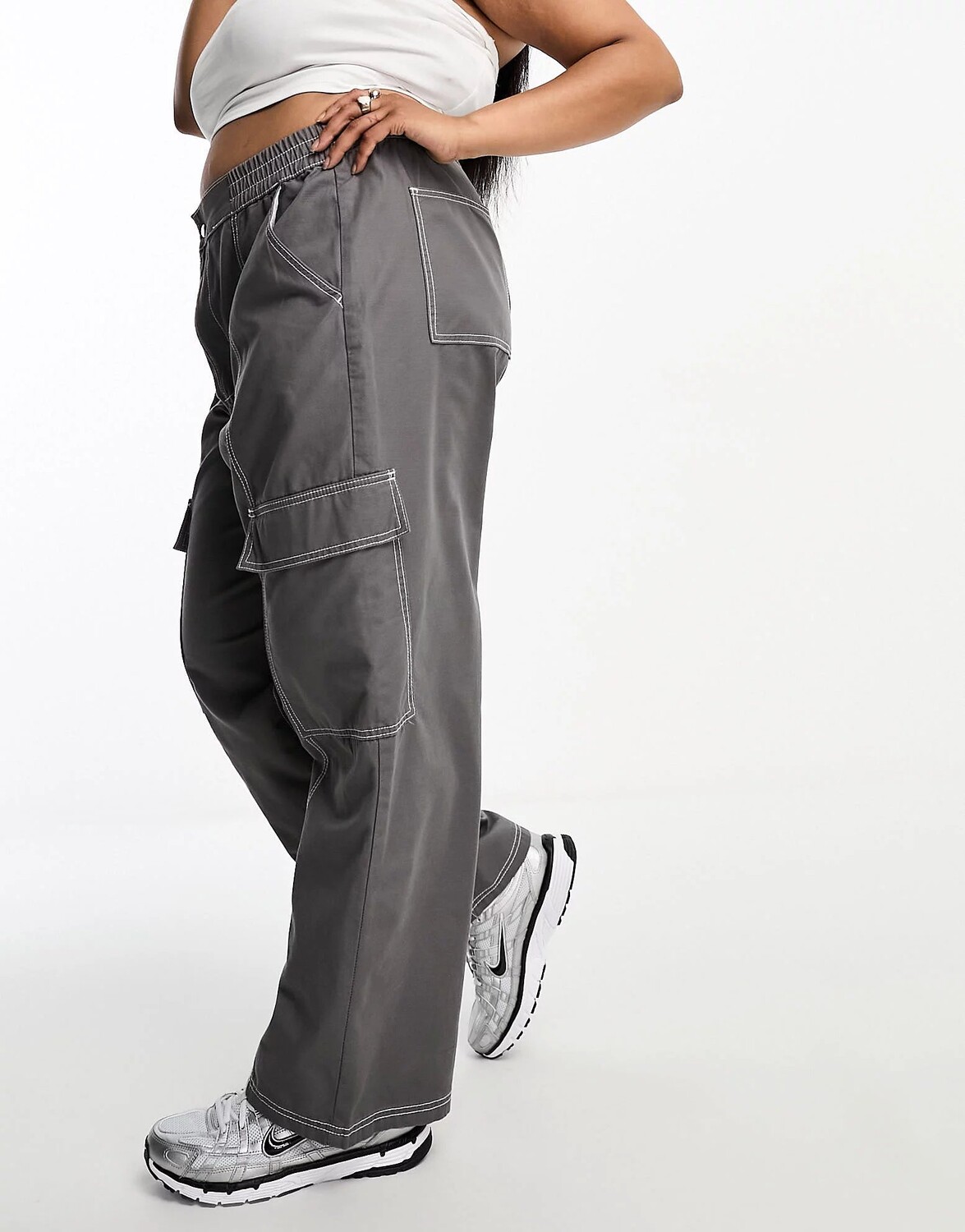 

Брюки карго Asos Design Curve Seam Detail With Contrast Stitch, серый