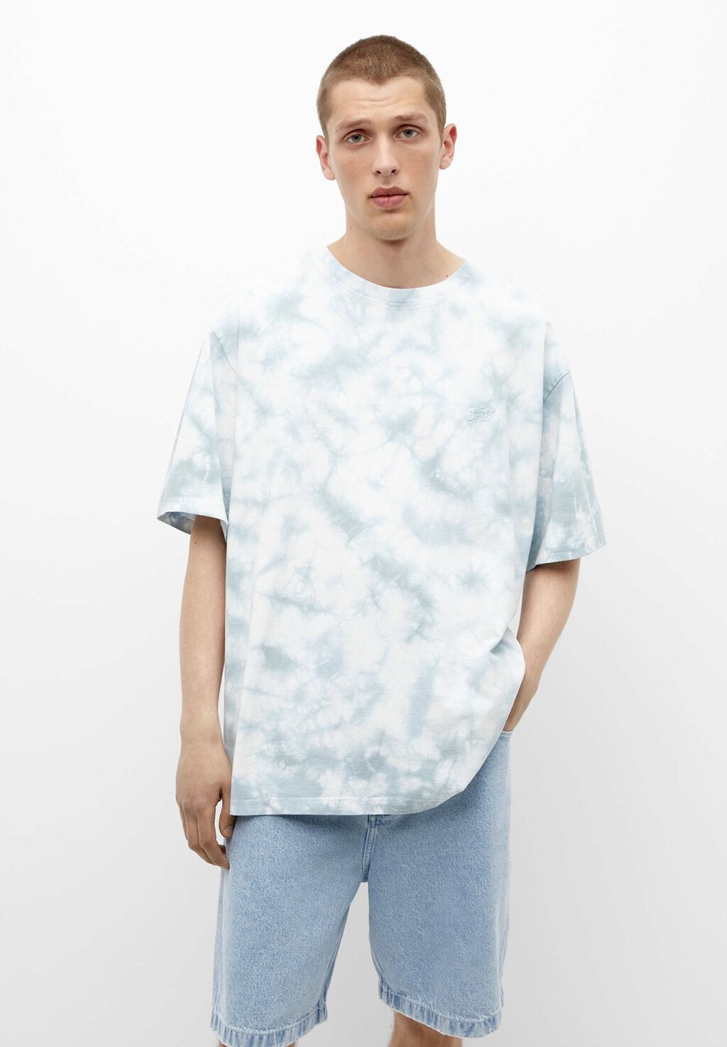 

Футболка с принтом PULL&BEAR, светло-синий