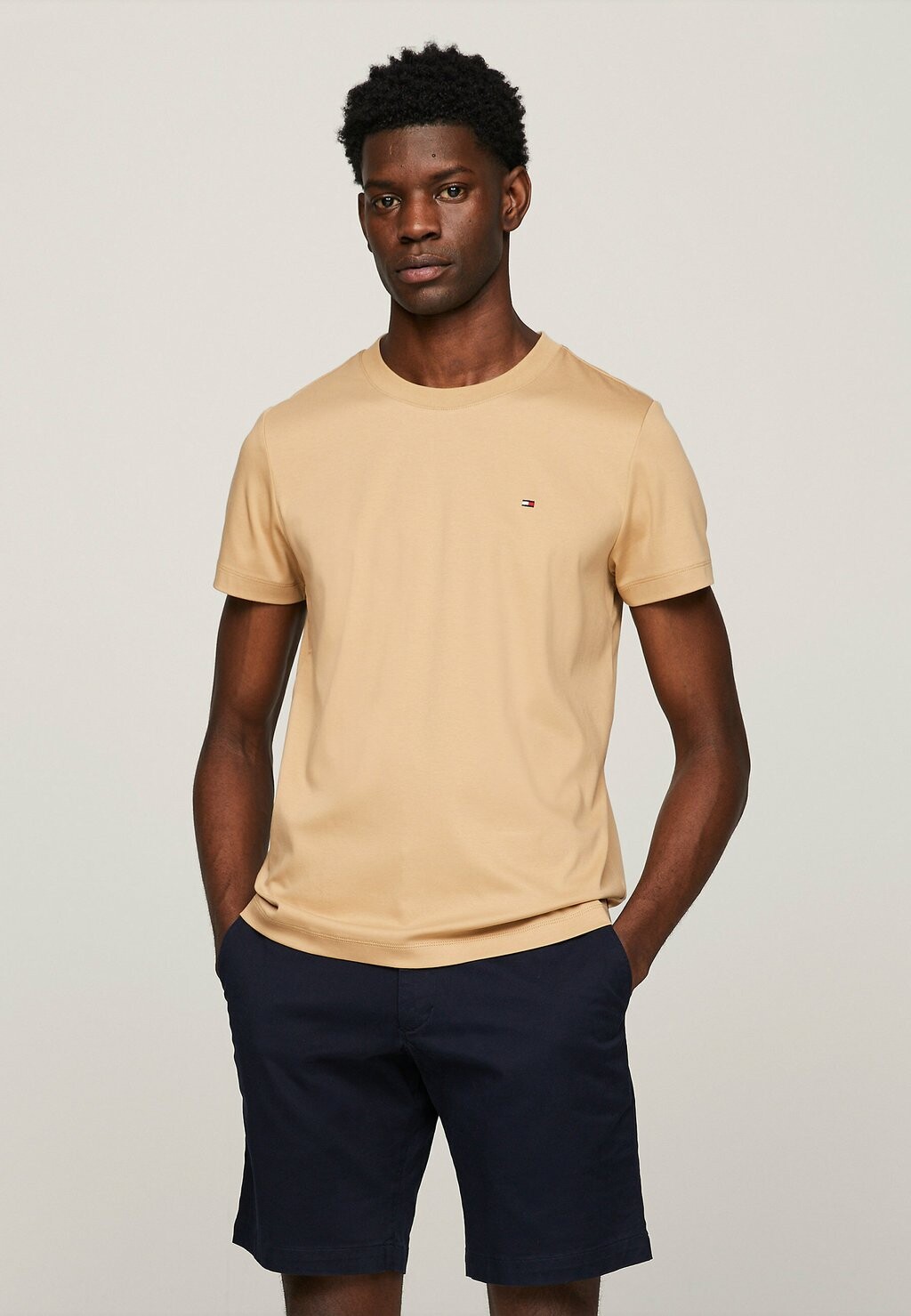 

Футболка базовая FLAG INTERLOCK Tommy Hilfiger, цвет classic khaki