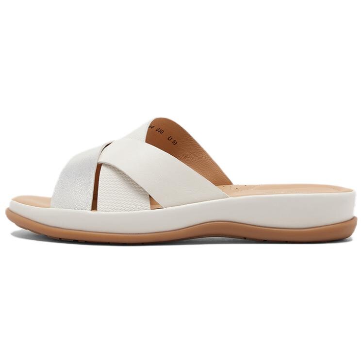

Шлепанцы женские Bata, цвет Off White/Silver