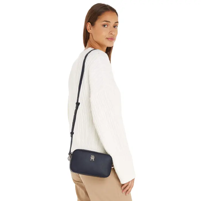 

Сумка через плечо Tommy Hilfiger