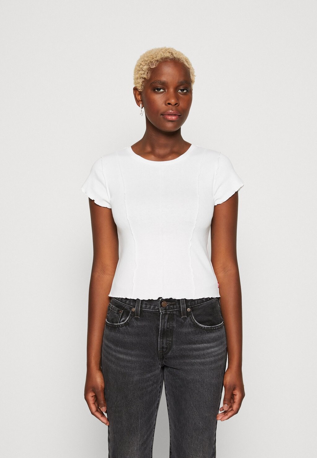 

Футболка с принтом Levi's, белый