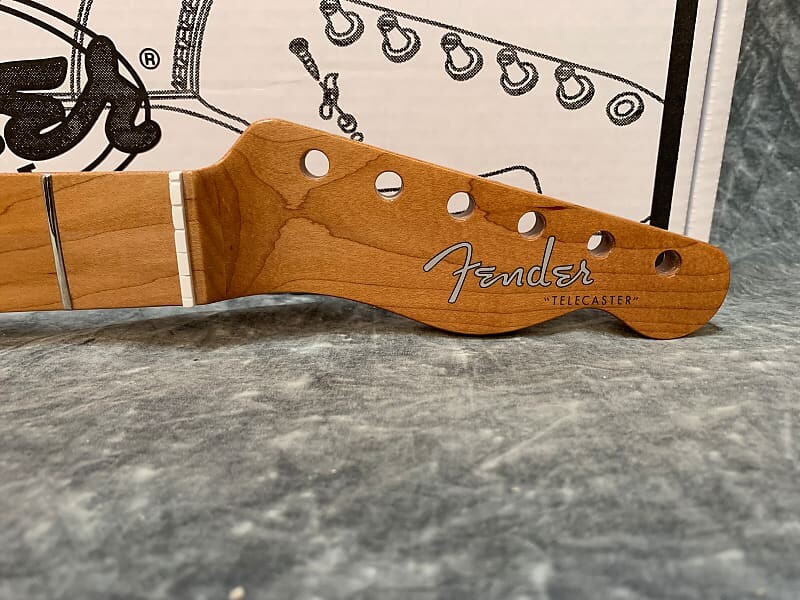 

Fender Vintera 60’s Mod Tele Neck Жареный клен