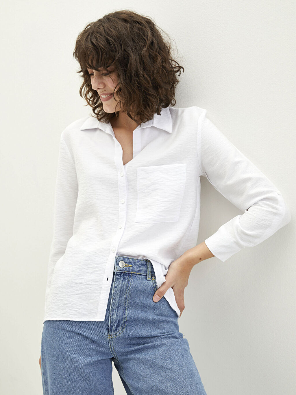 

Прямая женская рубашка с длинным рукавом и застежкой спереди LCW Casual
