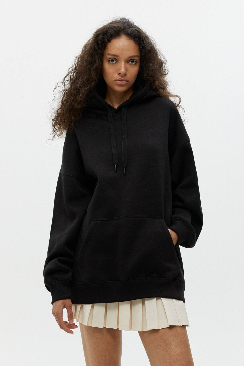 

Толстовка оверсайз Pull&Bear, черный