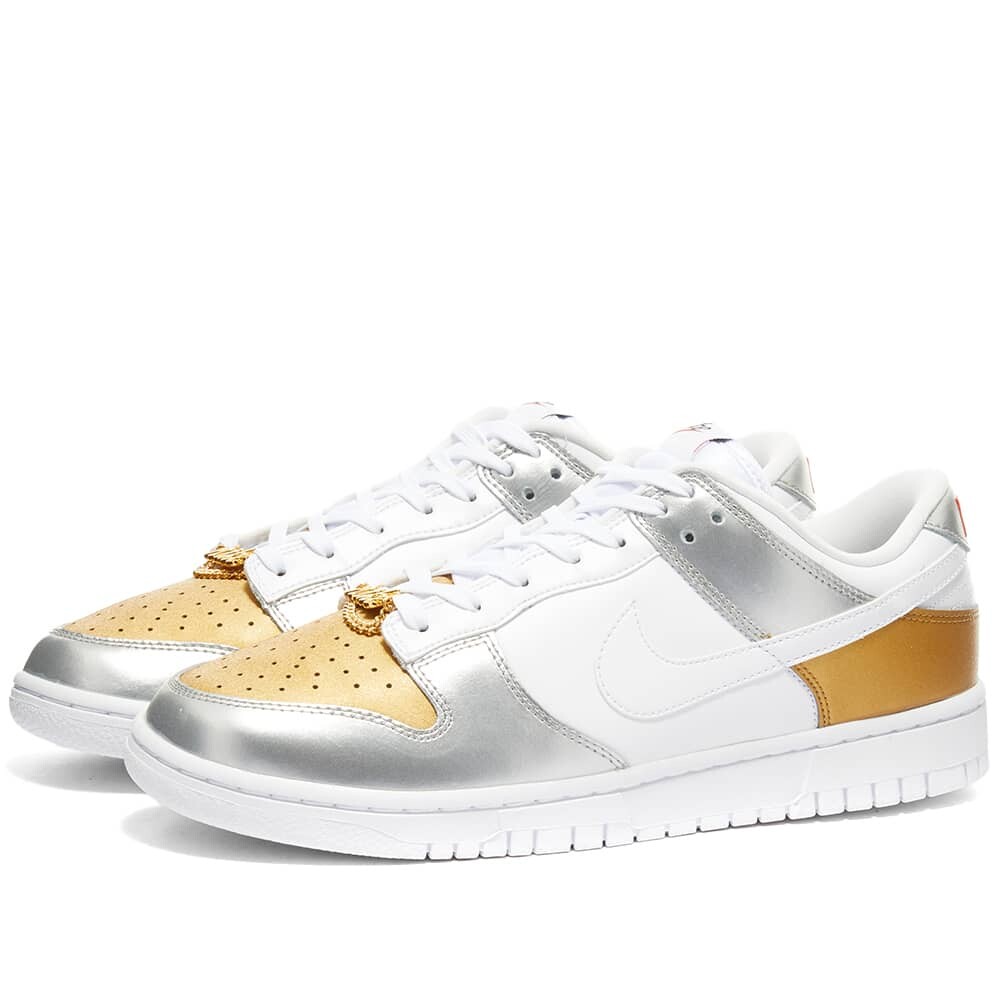 

Кроссовки Nike Dunk Low W, бело-золотистый